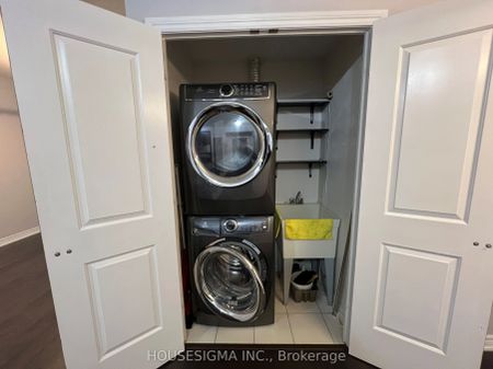 9245 Jane Street #406 - Photo 3