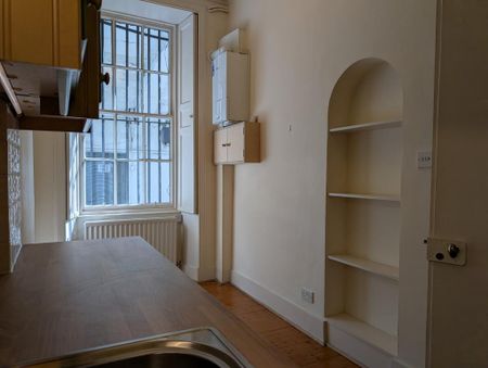 1 bedroom flat to rent - Photo 2