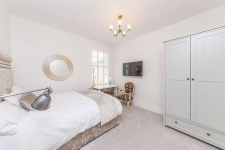 4 bedroom terraced house to rent - Photo 5