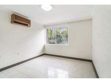 2 / 45 Brentwood Avenue, Figtree, NSW 2525 - Photo 4