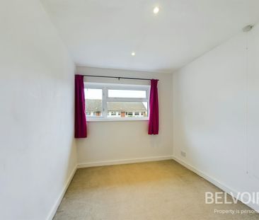 Town house to rent on - Photo 3