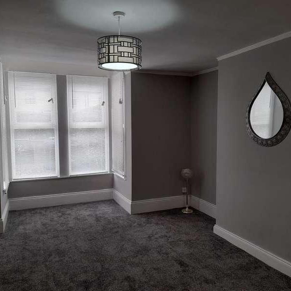 Cross Green Lane, Halton, Halton, Leeds, LS15 - Photo 1