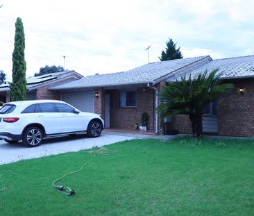 Family Home in a Peaceful Court Location! - Photo 1