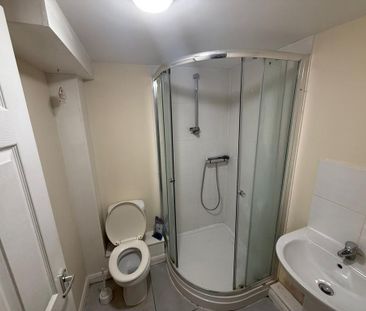 Flat to rent - Photo 3