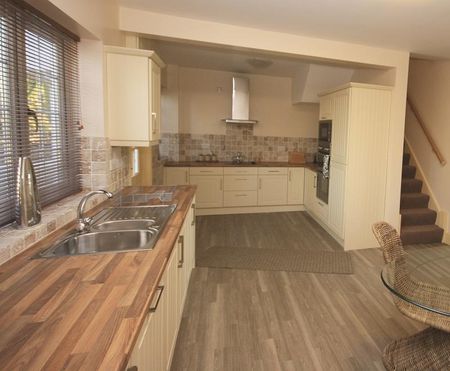 3 bedroom house to rent - Photo 5