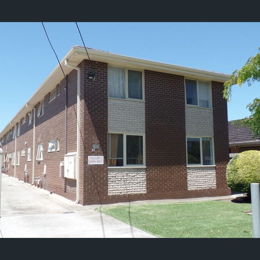 8/31 Edgar Street, Kingsville, Vic 3012 - Photo 1