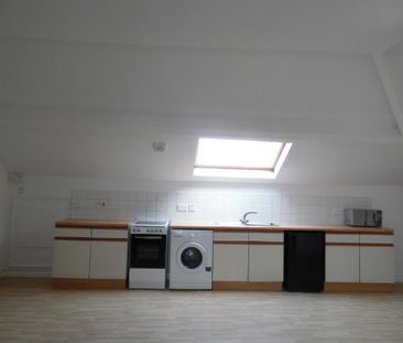 1 bedroom penthouse to rent - Photo 6