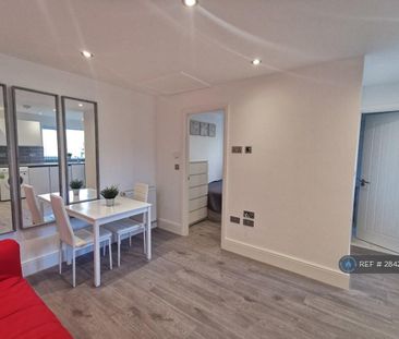 1 bedroom maisonette to rent - Photo 3