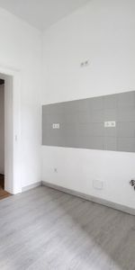 RESERVIERT: Frisch sanierte Altbauwohnung in beliebter Citylage! - Photo 3