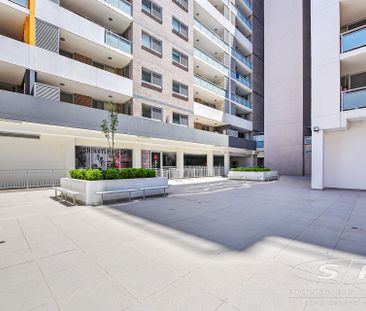 Luxury 2 Bedroom Apartments - Photo 6