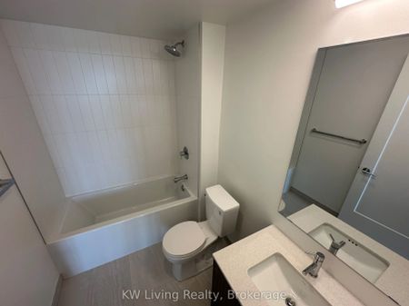 801 The Queensway #612 - Photo 3