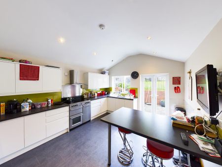 1 bedroom house of multiple occupation to rent - Photo 3