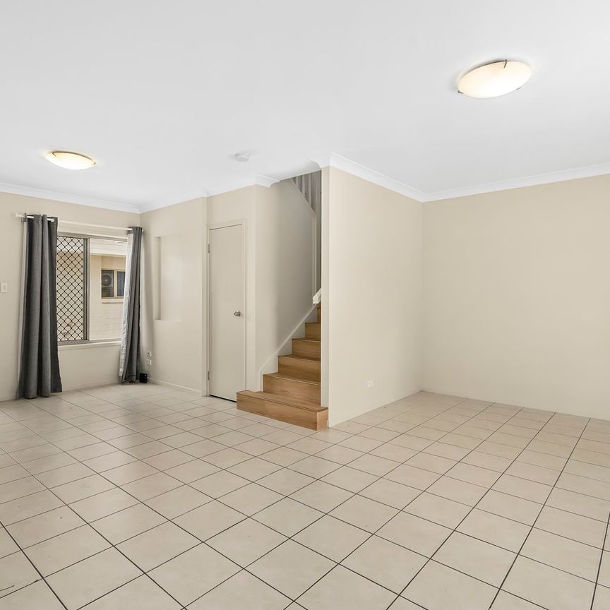 6/572 Sherwood Road, Sherwood QLD 4075 - Townhouse For Rent | Domain - Photo 1