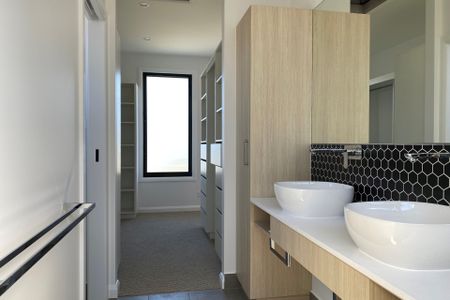 2/8 Seamist Lane, Evans Head NSW 2473 - Townhouse For Rent | Domain - Photo 5