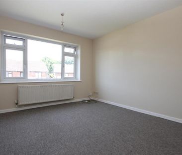 2 bedroom detached bungalow to rent - Photo 4