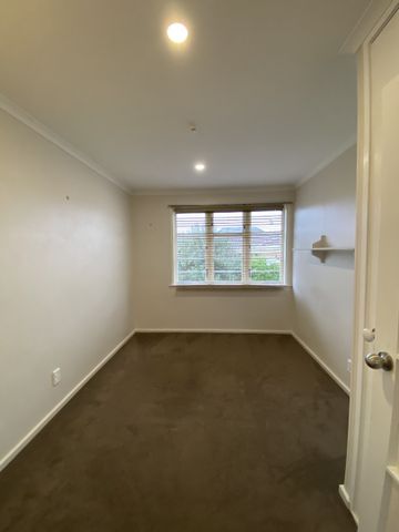 Property Management17 Otakau Road, Milford - House for Rent - Photo 4