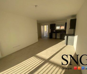 BEAU T3 AVEC BALCON ET DEUX PARKINGS - Photo 1