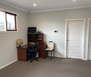 Stylish Fully Furnished Living in a Prime Location - Photo 6