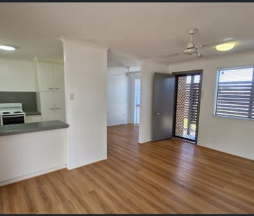 51 Maple Drive, Andergrove - Photo 2