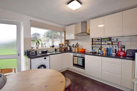 2 bedroom bungalow to rent - Photo 4