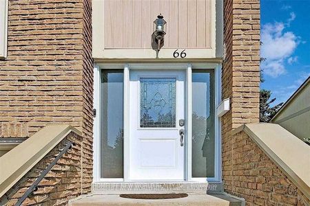 For Lease - 66 Stonehill Court, Toronto, Ontario - Photo 3