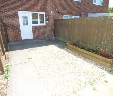 2 bed terraced house to rent in Stratford Close, Cramlington, NE23 - Photo 6
