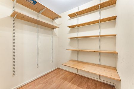 1 Bed Flat, Vesage Court, EC1N - Photo 4