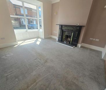 4 bedroom terraced house to rent - Photo 2