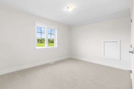 For Lease - 260 SNOWBERRY Lane, Georgian Bluffs, Ontario - Photo 4