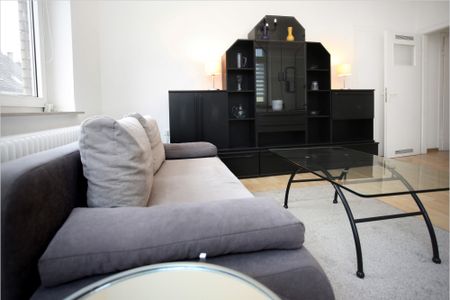 2 Zimmer in Düsseldorf - Photo 2