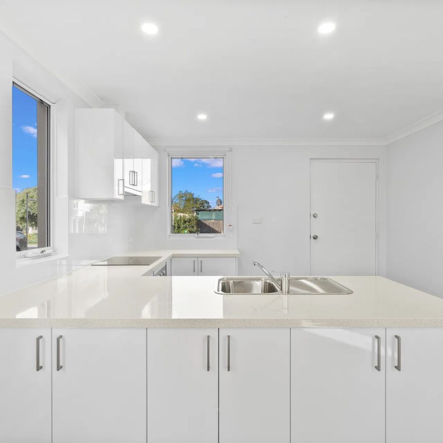 Brand New 2 x 2 x 1 Apartment in a Beautiful Complex with a Pool - Photo 1