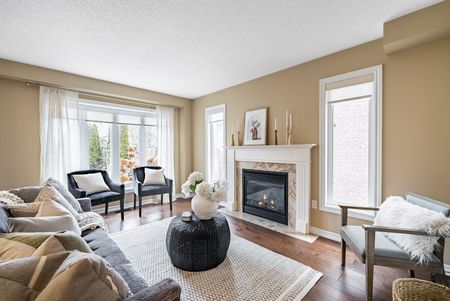 For Lease - 629 Autumnwood Trail, Oshawa, Ontario - Photo 5