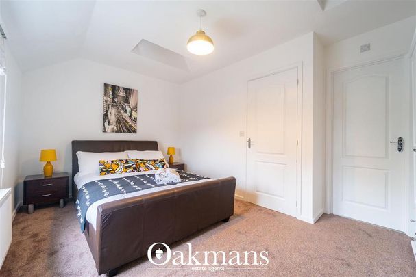 4 bedroom property to rent - Photo 1