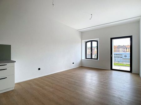 Furnished 2.5-room apartment with balcony - Photo 5