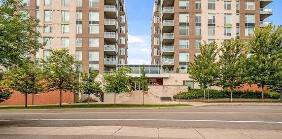 2 bedrooms and 2 bathrooms all in an immaculate corner suite - Photo 2