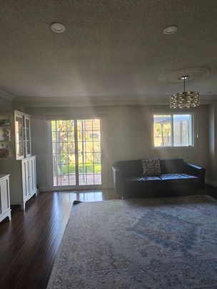 For Lease - 35 Jay Street, Brampton, Ontario - Photo 1