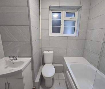 2 Bed Flat, The Vale, W3 - Photo 6