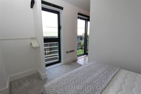 One Brewery Wharf, Leeds City Centre, LS10 1GY - Photo 4