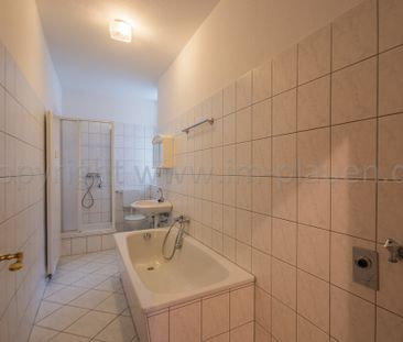 Balkon - Tageslichtbad - Badewanne - Dusche | 2-Zimmer-Wohnung Plau... - Foto 3
