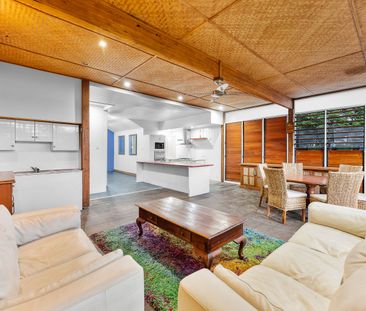 Location with Dual Living Oppotunity - Photo 6