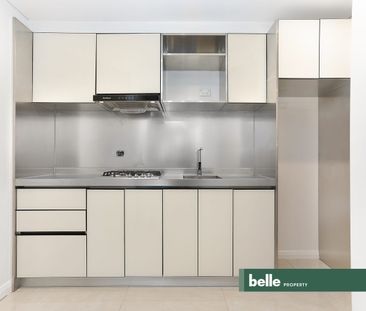 Self contained studio walk to both Strathfield and Homebush - Photo 2