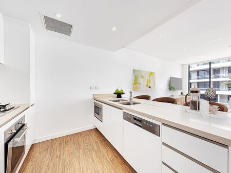 Fully furnished Modern & Spacious - Apartment in the Heart of Mascot - Photo 4