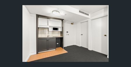 Perfectly situated one-bedroom home with sunny aspect - Photo 2