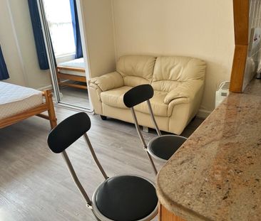 Studio Flat, Eade Road, N4 - Photo 4