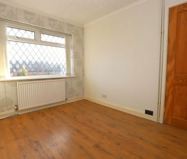 Neston Road, Walshaw, Bury, BL8 3DB - Photo 4