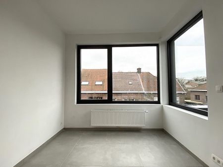 Nieuwbouw duplex appartement met drie slaapkamers en ruim terras te huur in Gentbrugge - Foto 2