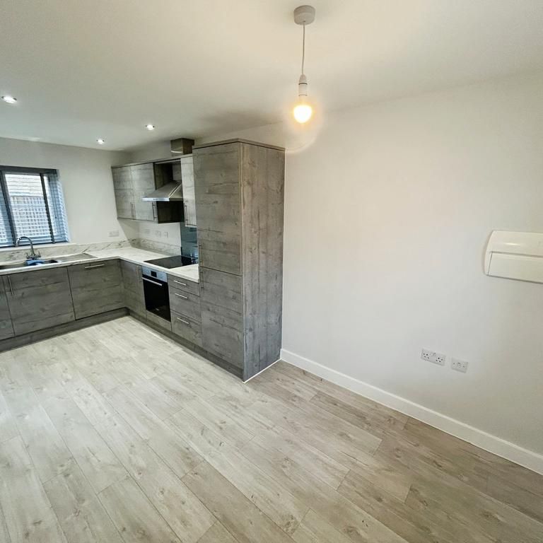 3 bedroom detached house to rent - Photo 1