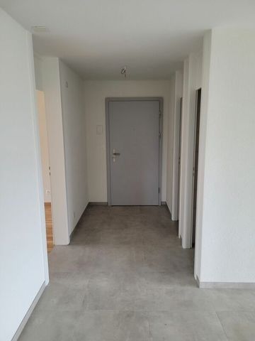 Beautiful 4.5-room apartment renovated in 2022 in a quiet neighborhood! - Photo 4