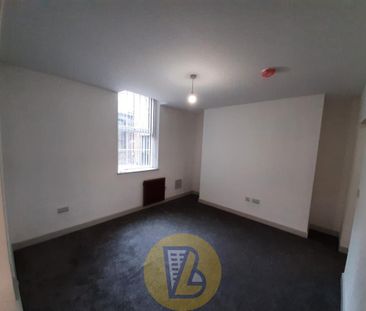 1 bedroom block of apartments to rent - Photo 5