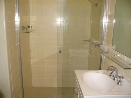7/29B Shirley Road, Wollstonecraft NSW 2065 - Apartment For Rent | Domain - Photo 5
